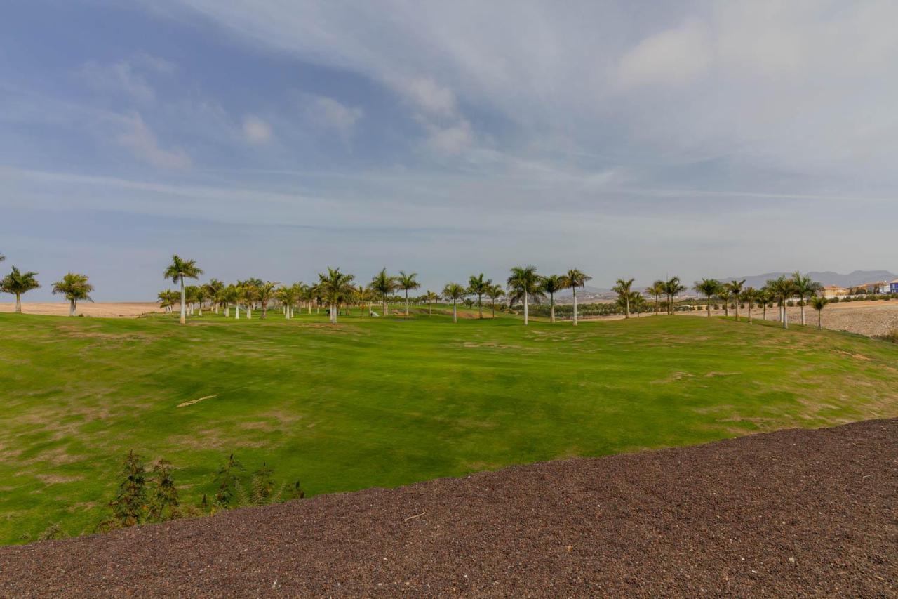 Duplex With Free Wifi And Private Garden Holiday home *